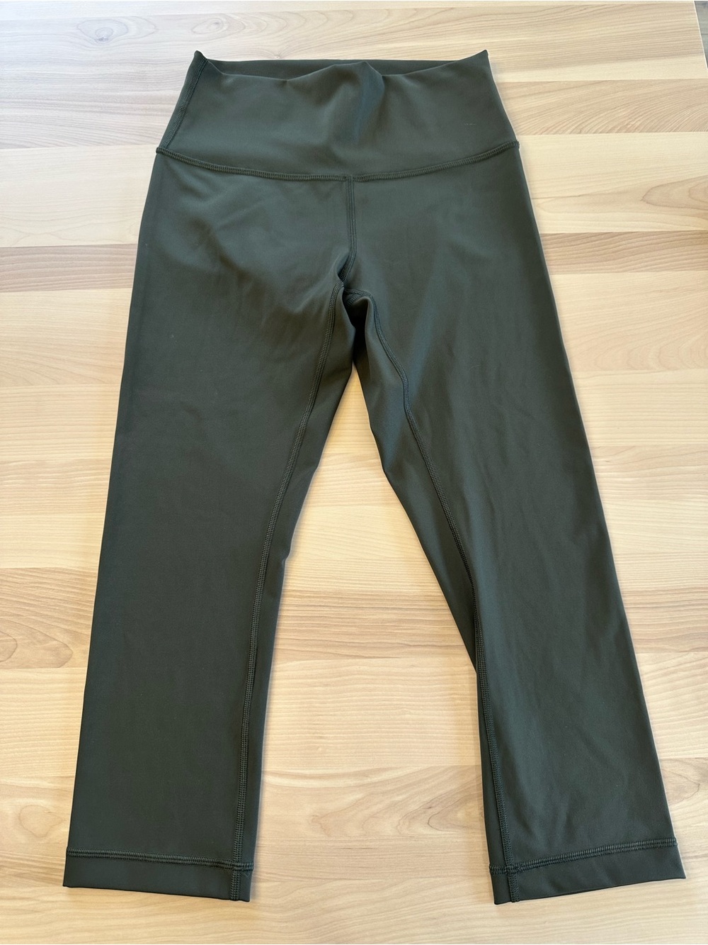 Lululemon Wunder Under High-Rise Crop 21” Dark Olive Size 6